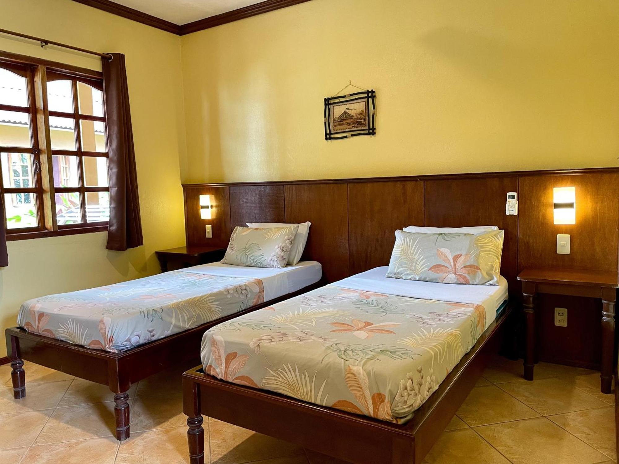 Tipolo Beach Resort Moalboal Εξωτερικό φωτογραφία